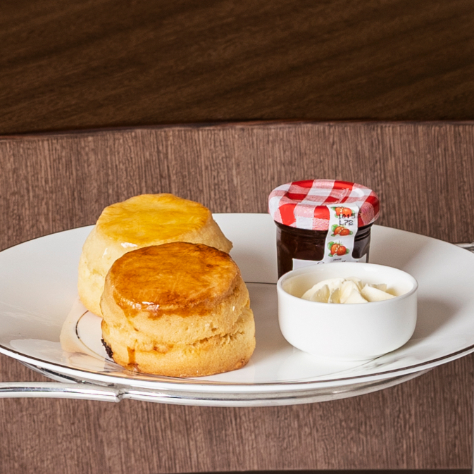 Signature Scone (2 pieces) Signature Scone (2 pieces)