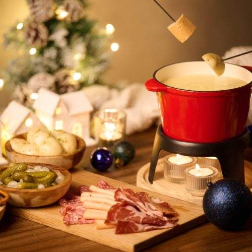 Festive-Cheese-Fondue